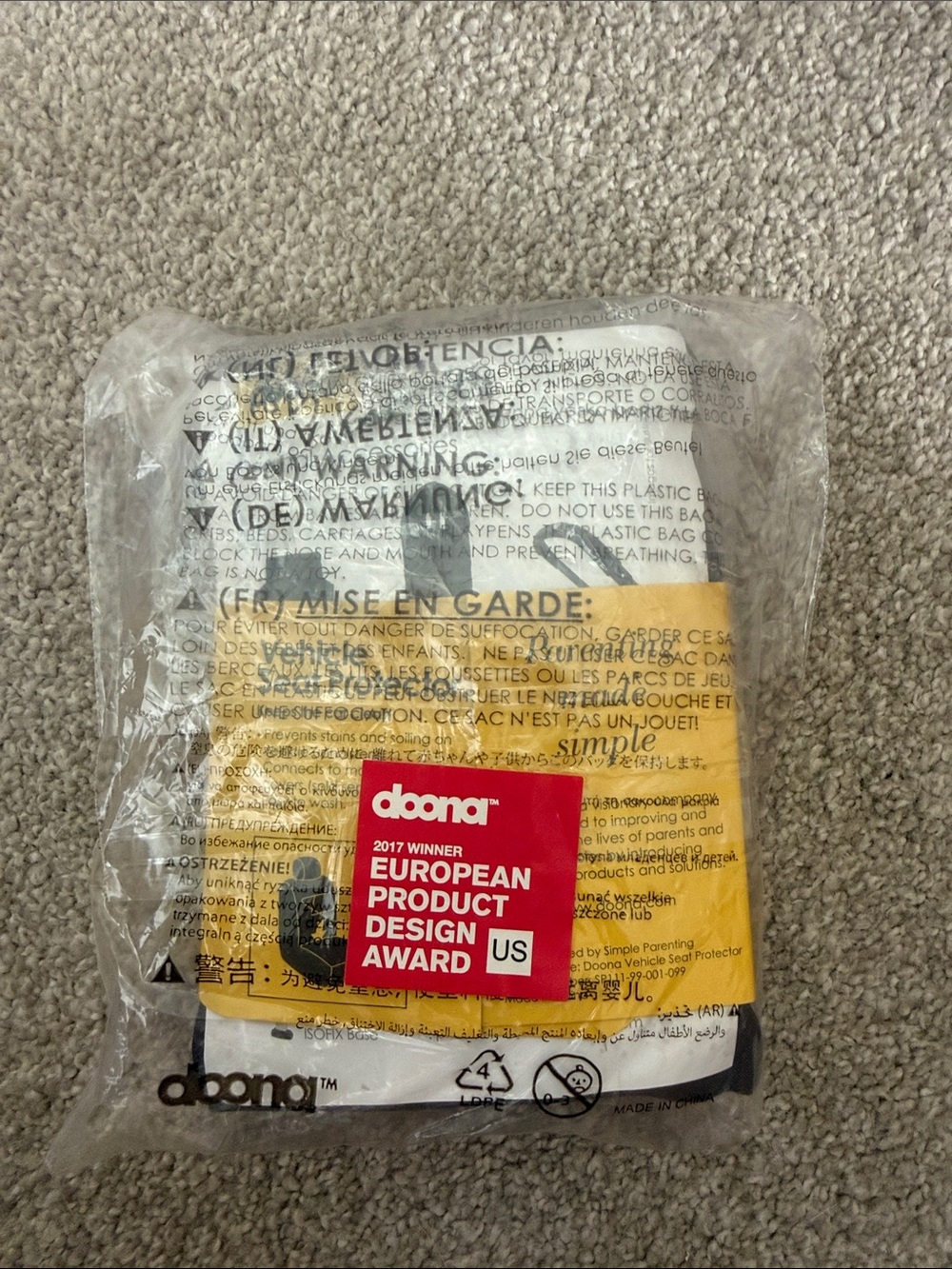 Doona Black Vehicle Seat Protector for Kids - Picture 2 of 2